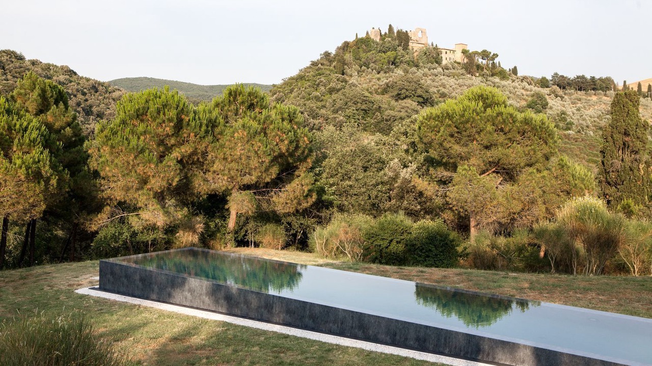 Photo of Others in Santarello