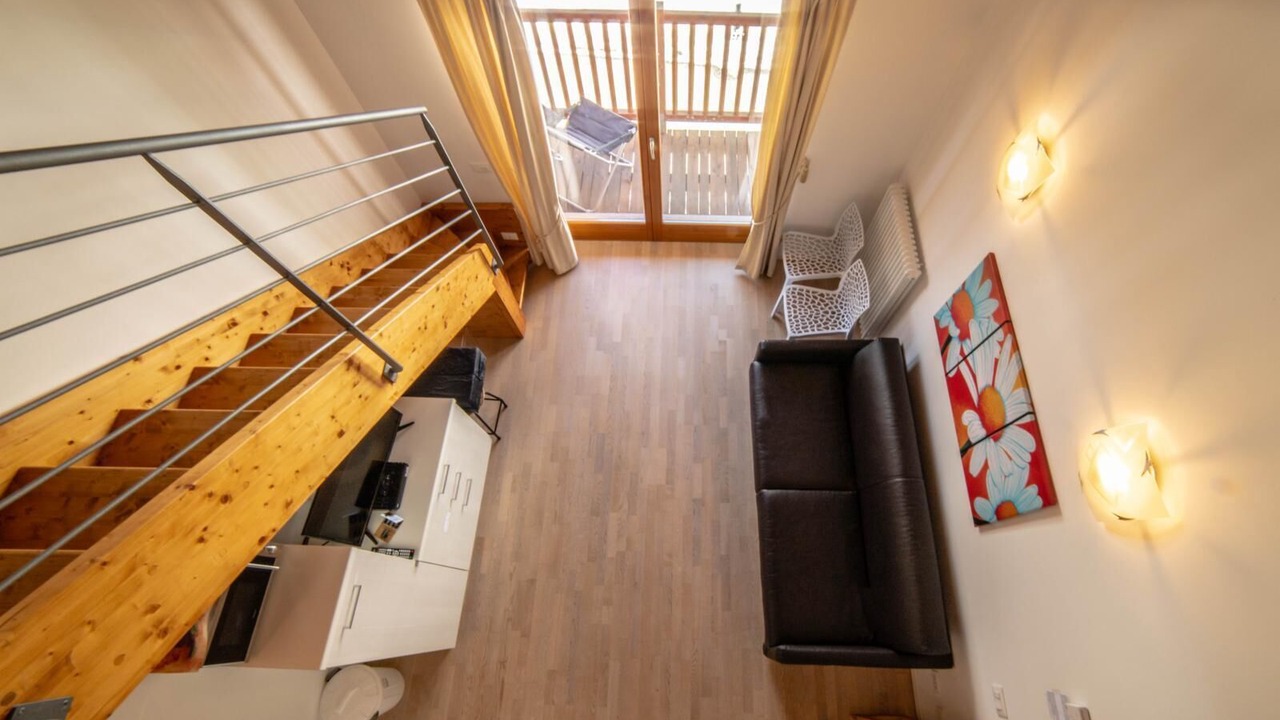 Photo of Livingroom in Tschaval