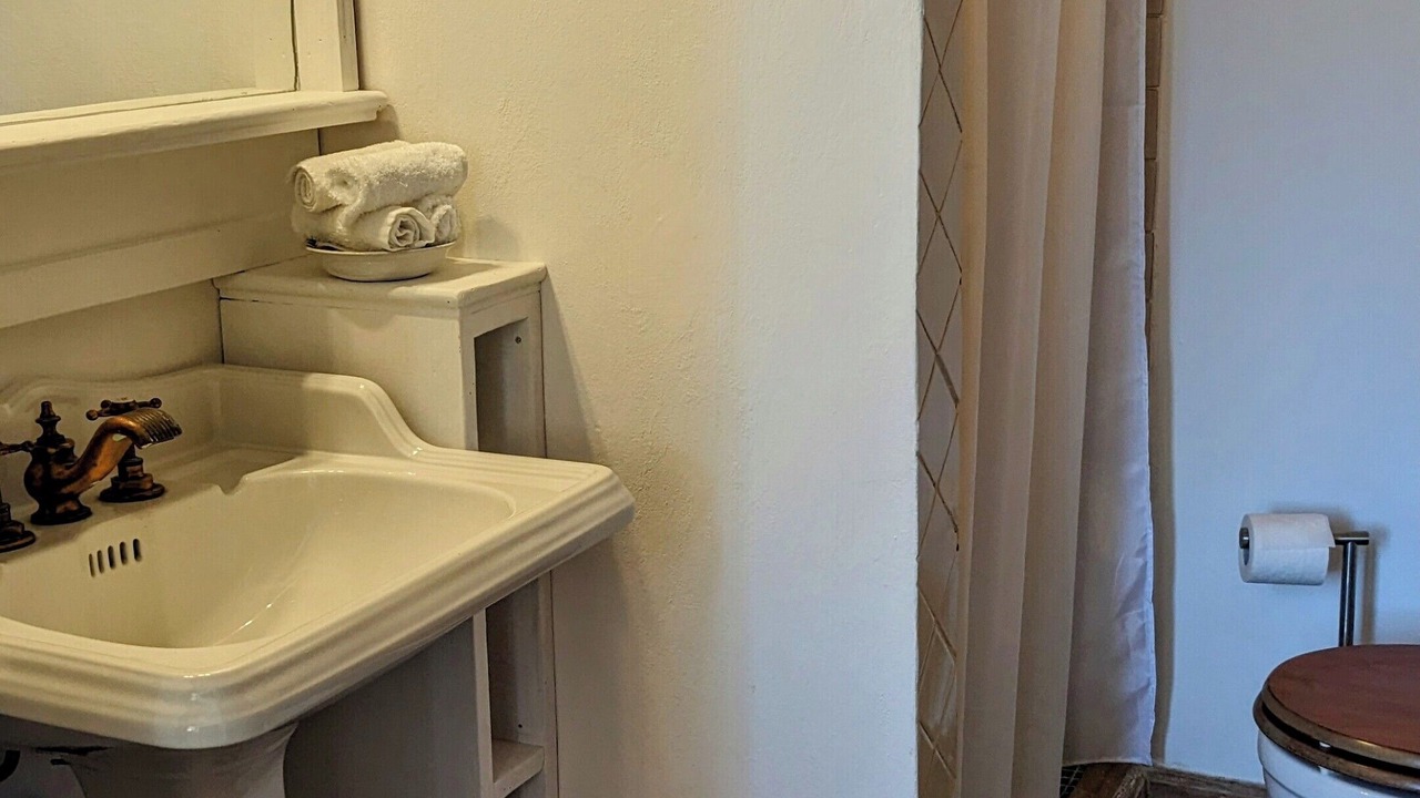 Photo of Bathroom in Baiano