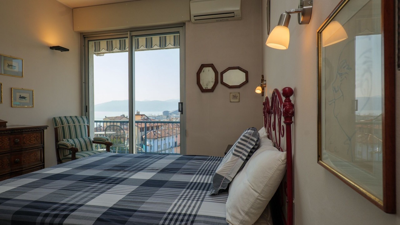 Photo of Bedroom in Intra