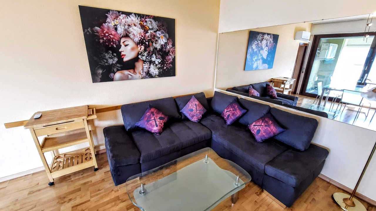 Photo of Livingroom in Euroville