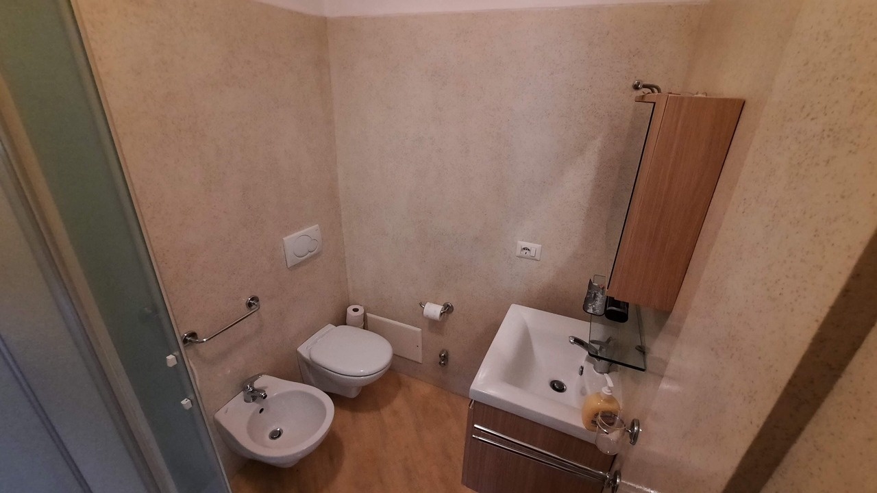 Photo of Bathroom in Euroville
