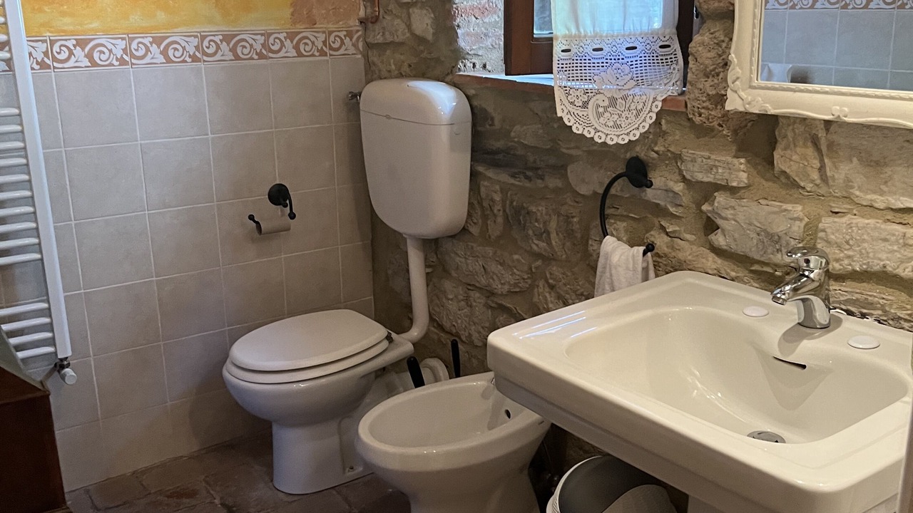 Photo of Bathroom in Montieri