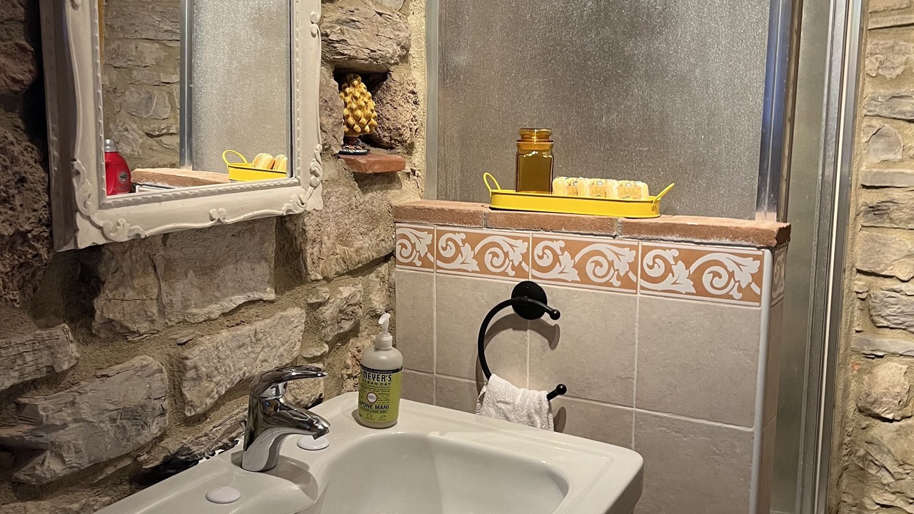 Photo of Bathroom in Montieri