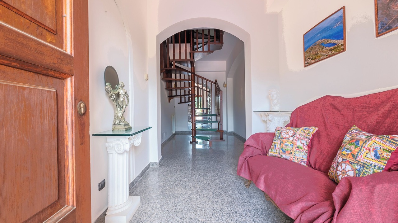 Photo of Livingroom in Faro Superiore