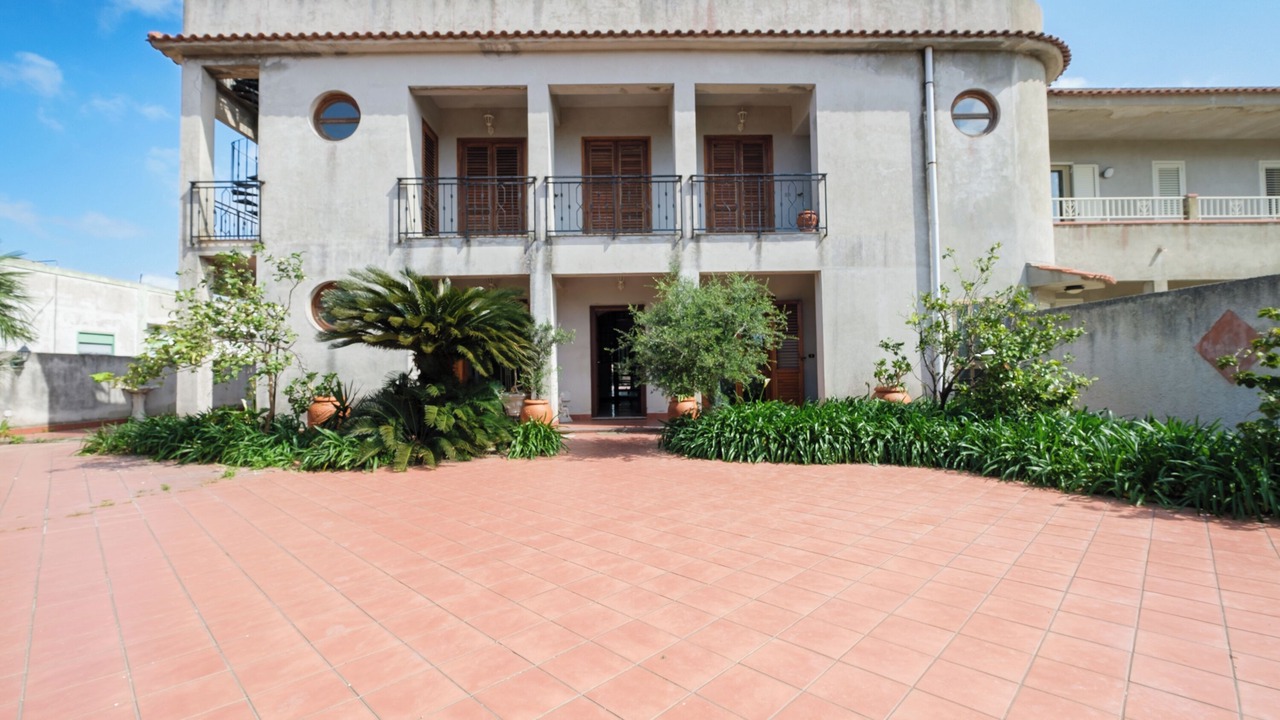 Photo of Outdoor in Faro Superiore