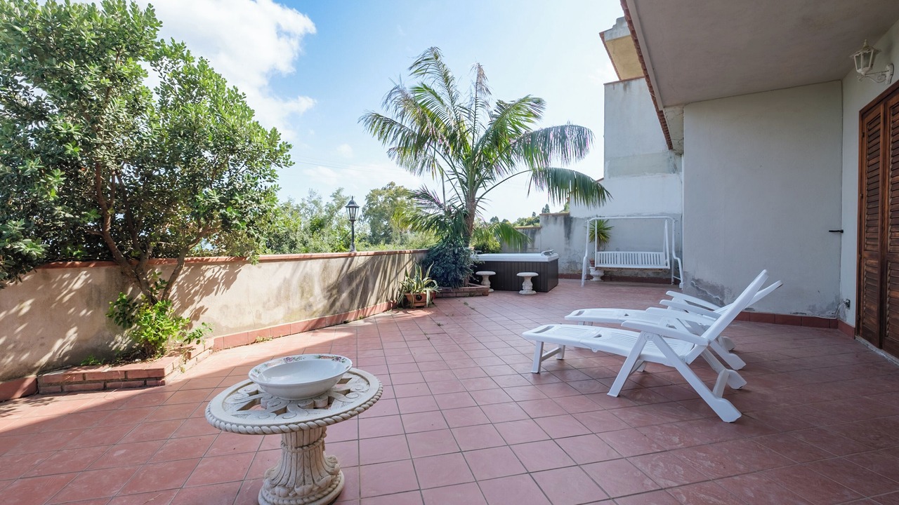 Photo of Patio Balcony in Faro Superiore