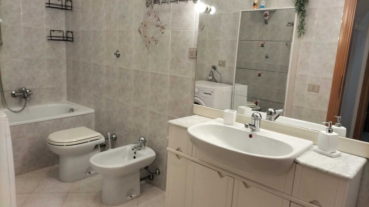 Photo of Bathroom in Marina District