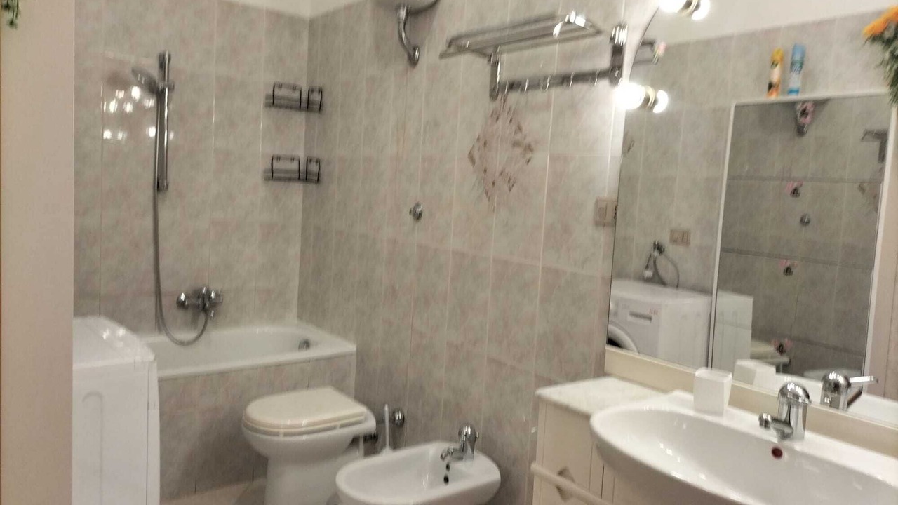 Photo of Bathroom in Marina District
