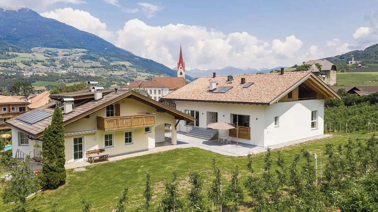 Photo of Outdoor in Gudon