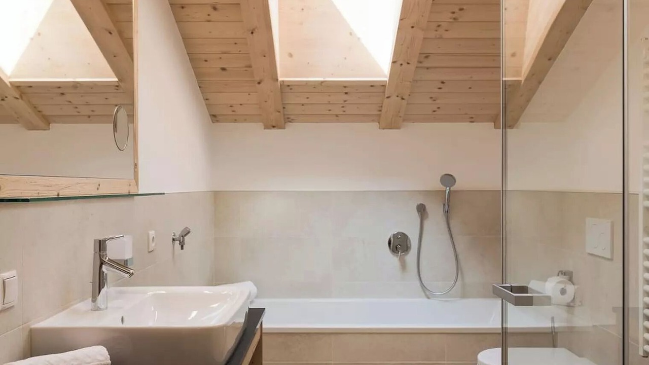 Photo of Bathroom in Gudon