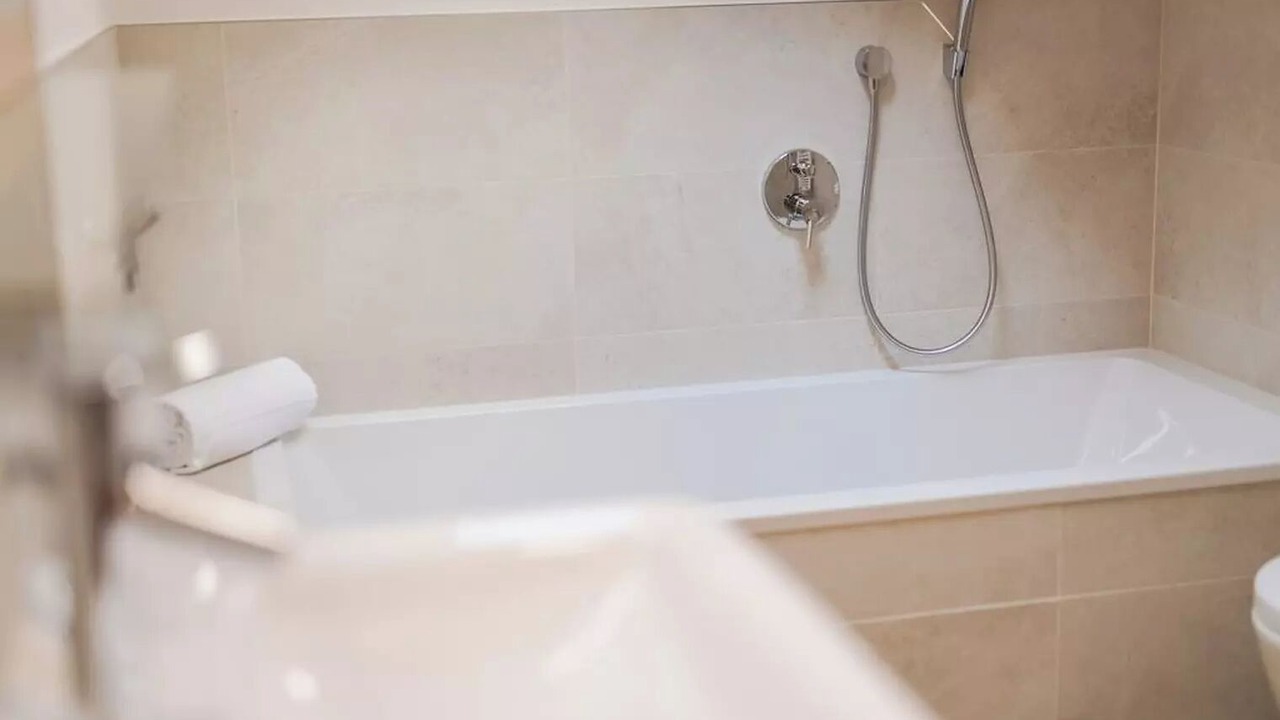 Photo of Bathroom in Gudon