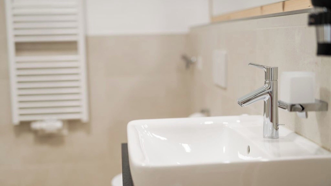Photo of Bathroom in Gudon