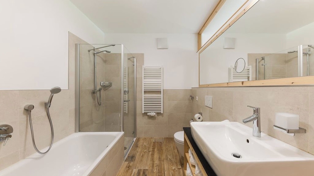 Photo of Bathroom in Gudon