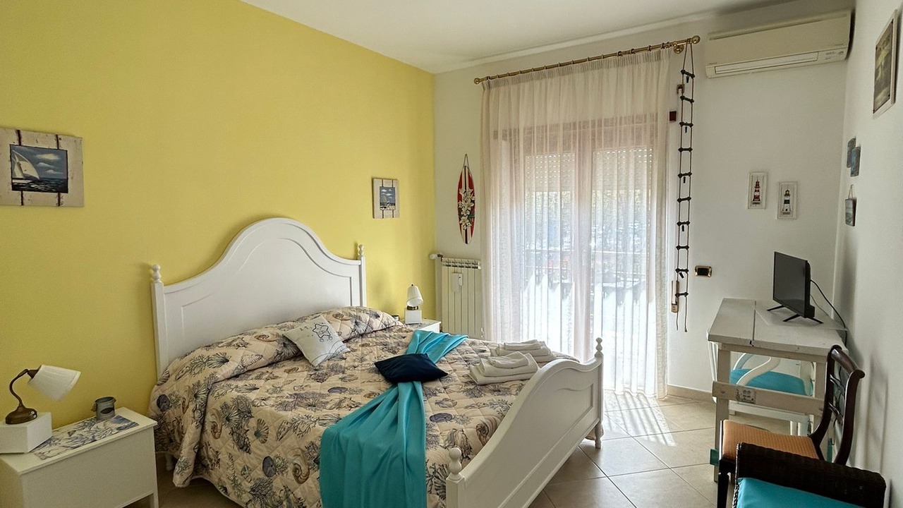 Photo of Bedroom in Quartiere XXXIII Lido di Ostia Ponente