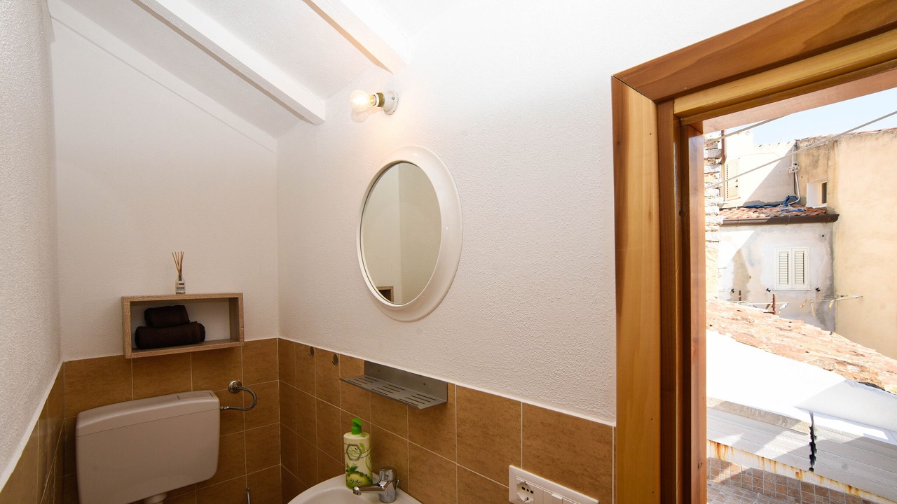 Photo of Bathroom in Nuoro
