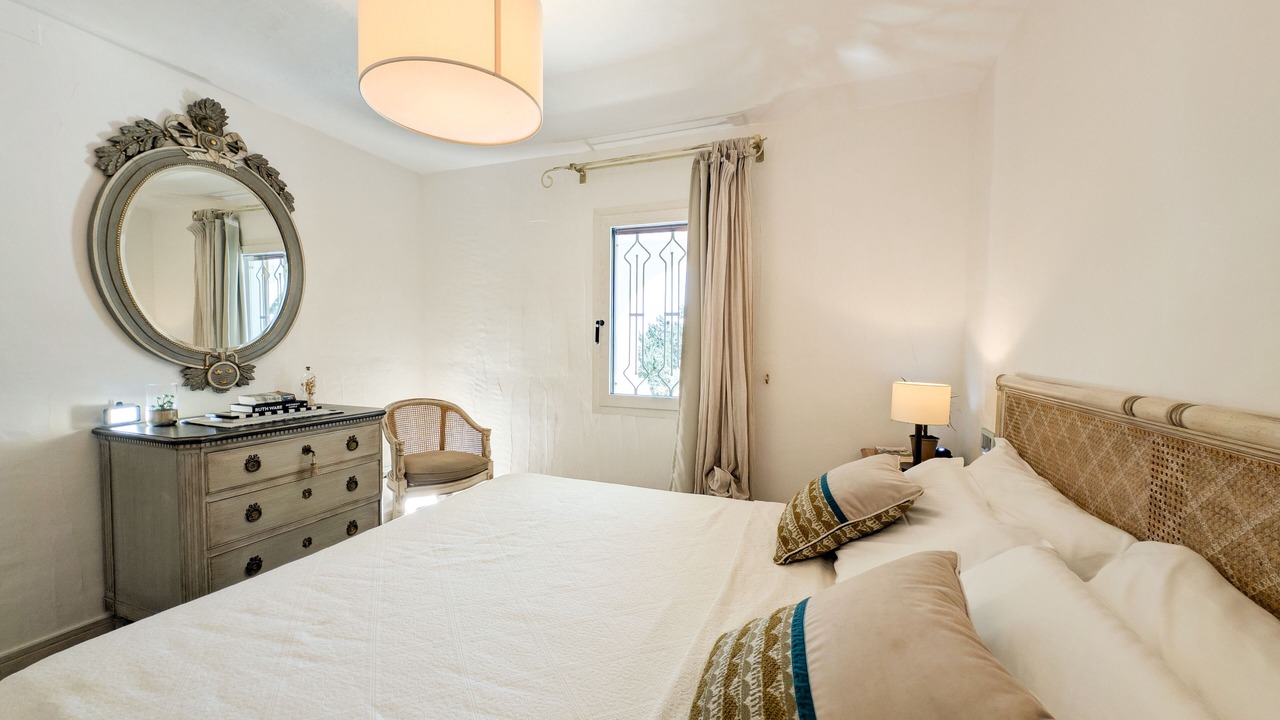 Photo of Bedroom in Notteri
