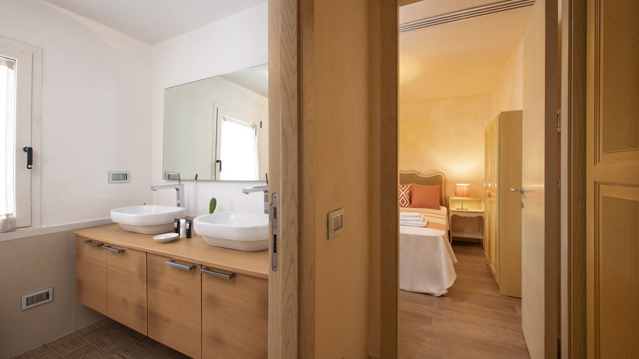 Photo of Bathroom in Notteri