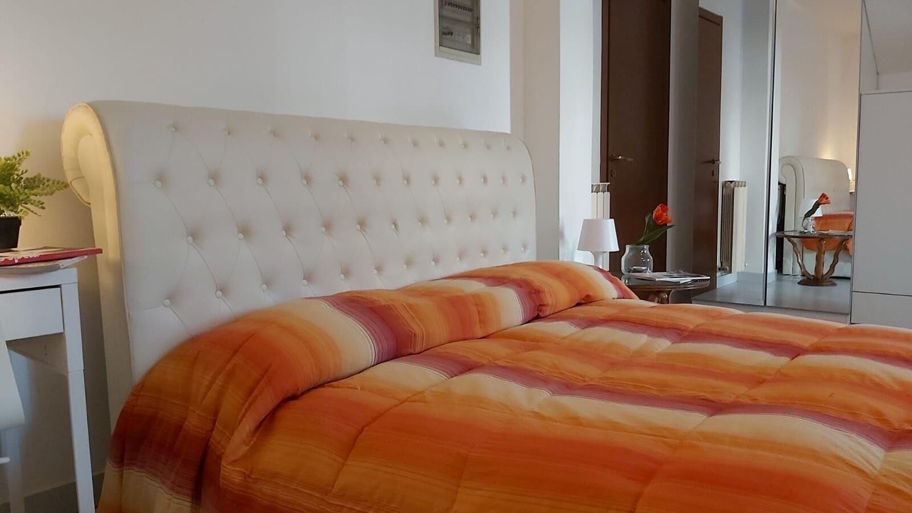 Photo of Bedroom in Travedona-Monate