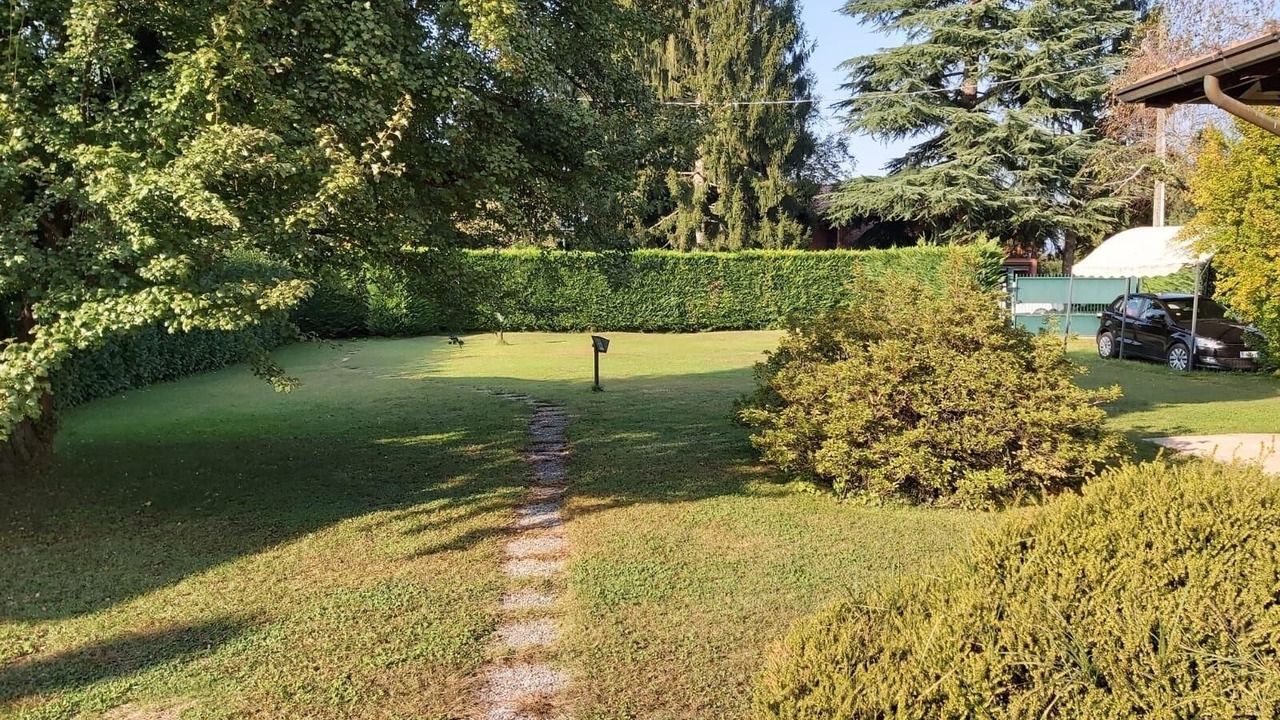 Photo of Outdoor in Travedona-Monate