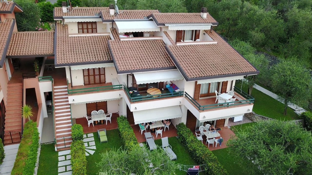 Photo of Others in Assenza