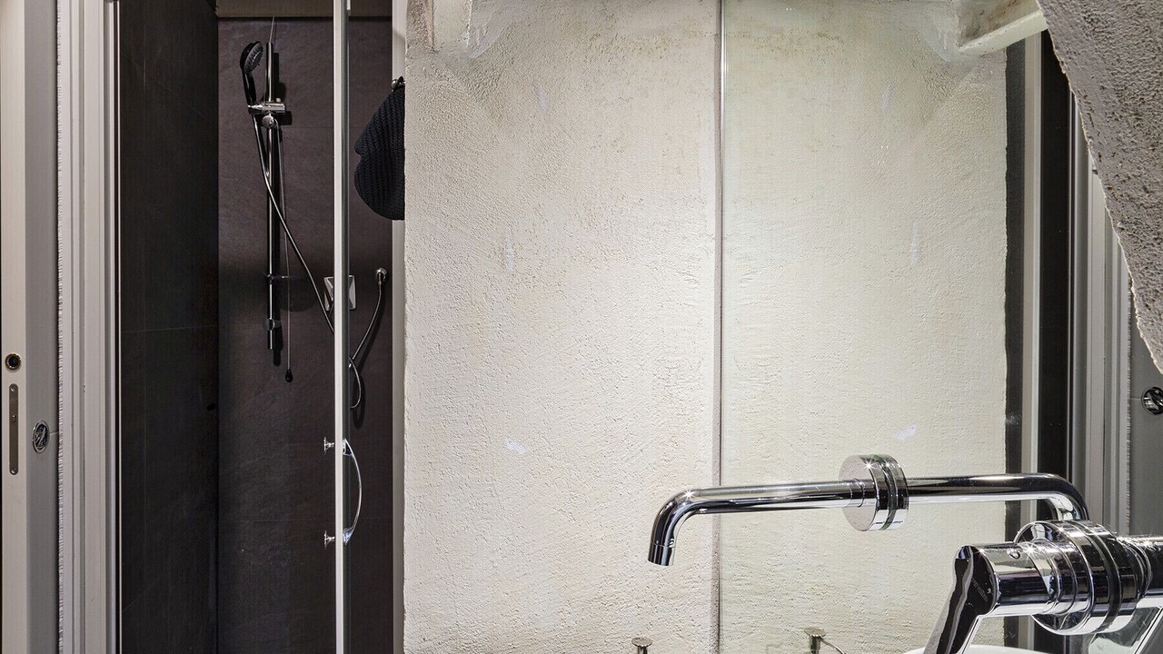 Photo of Bathroom in Genoa Historical Centre