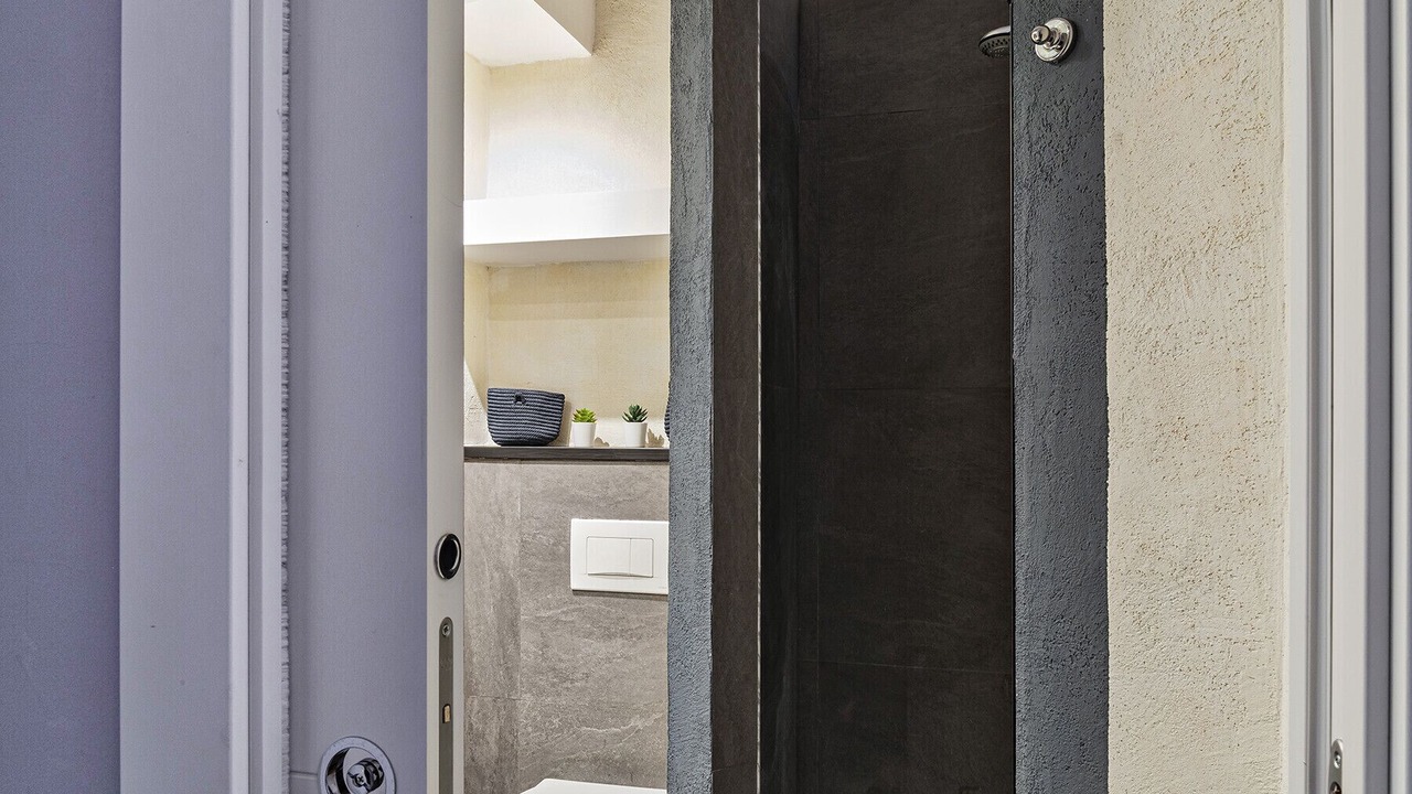 Photo of Bathroom in Genoa Historical Centre