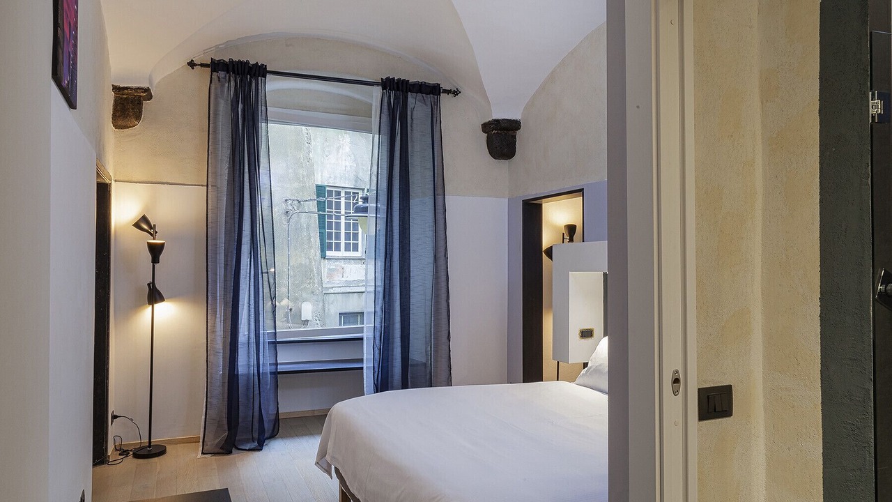 Photo of Bedroom in Genoa Historical Centre
