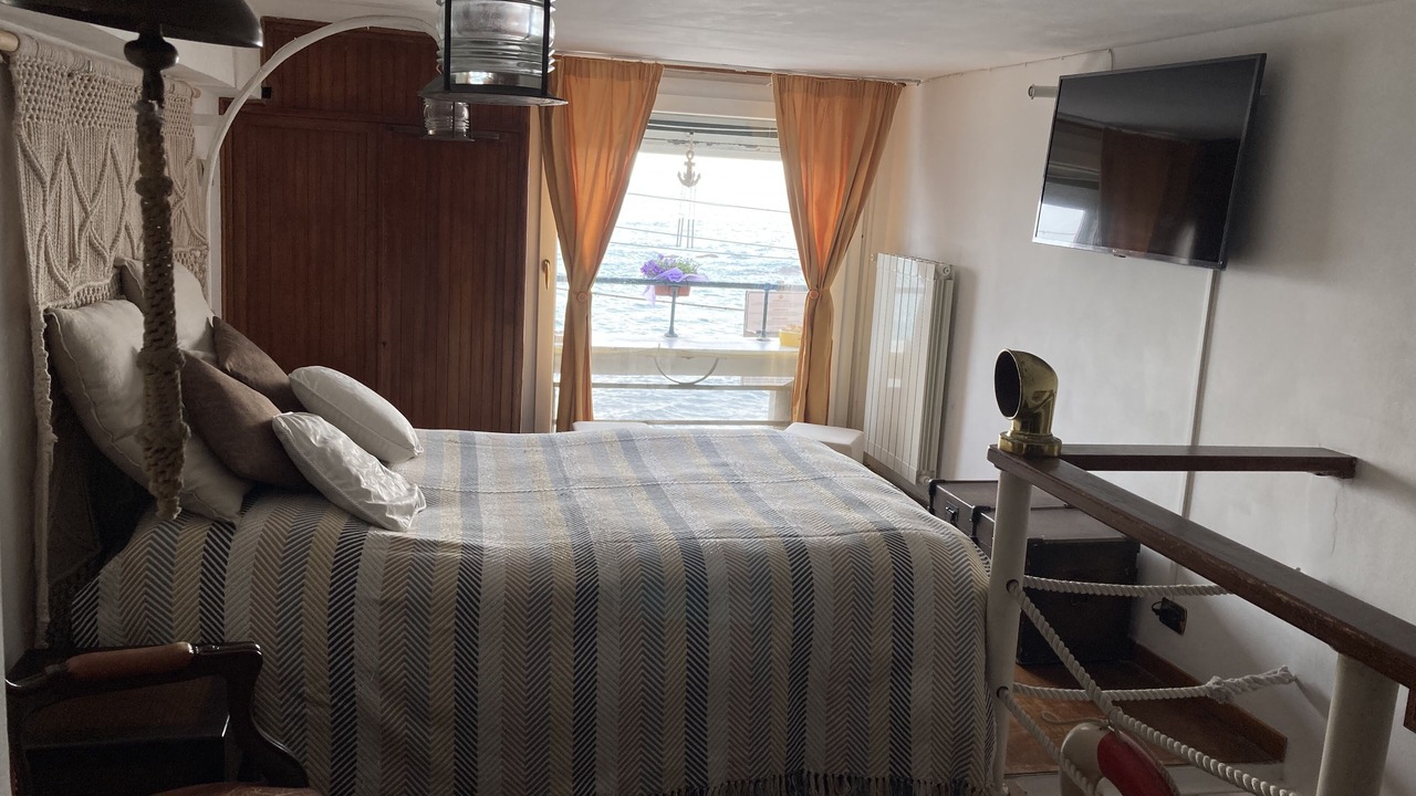 Photo of Bedroom in Quinto al Mare