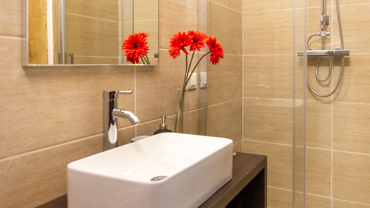 Photo of Bathroom in Historic Centre