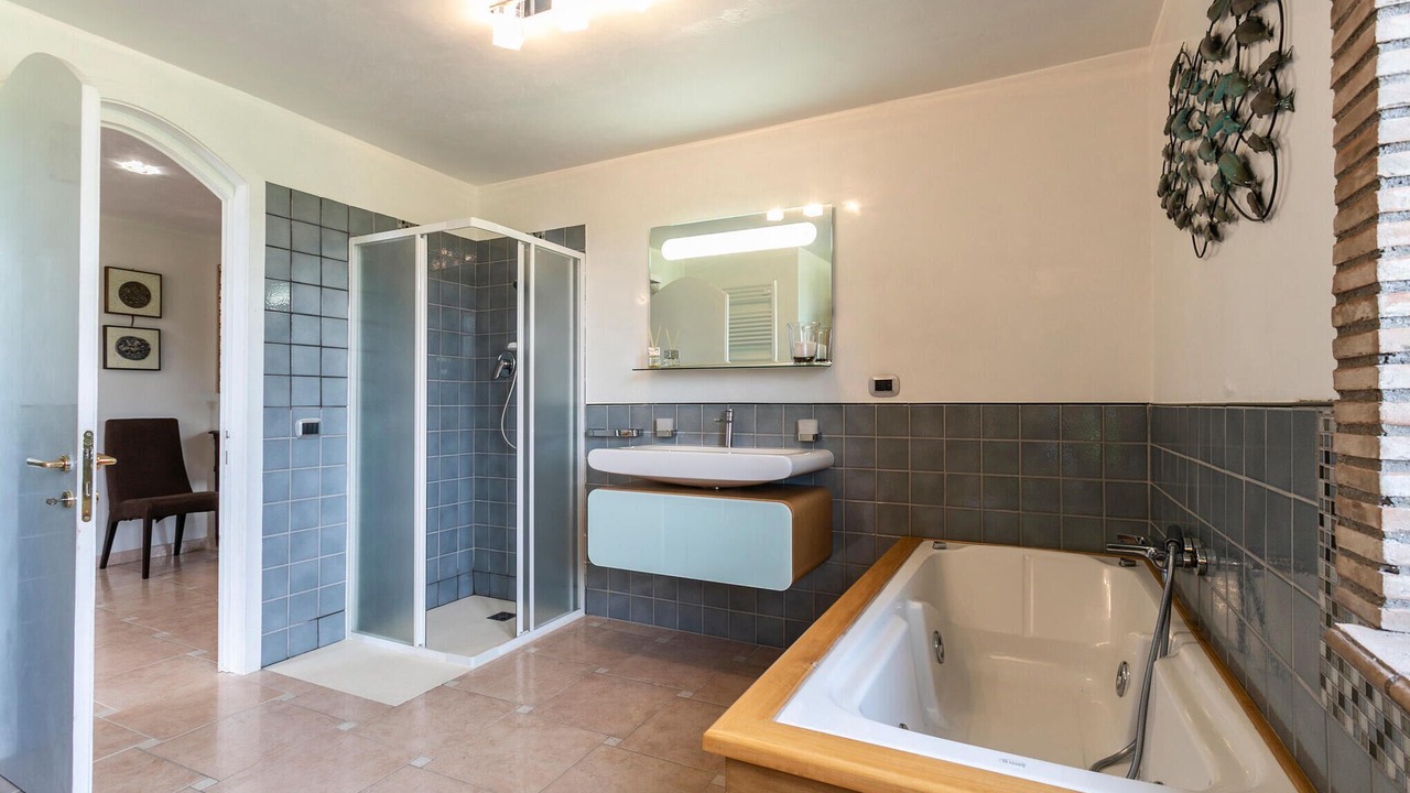 Photo of Bathroom in Tuscania
