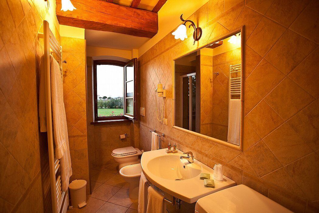 Photo of Bathroom in Cannara