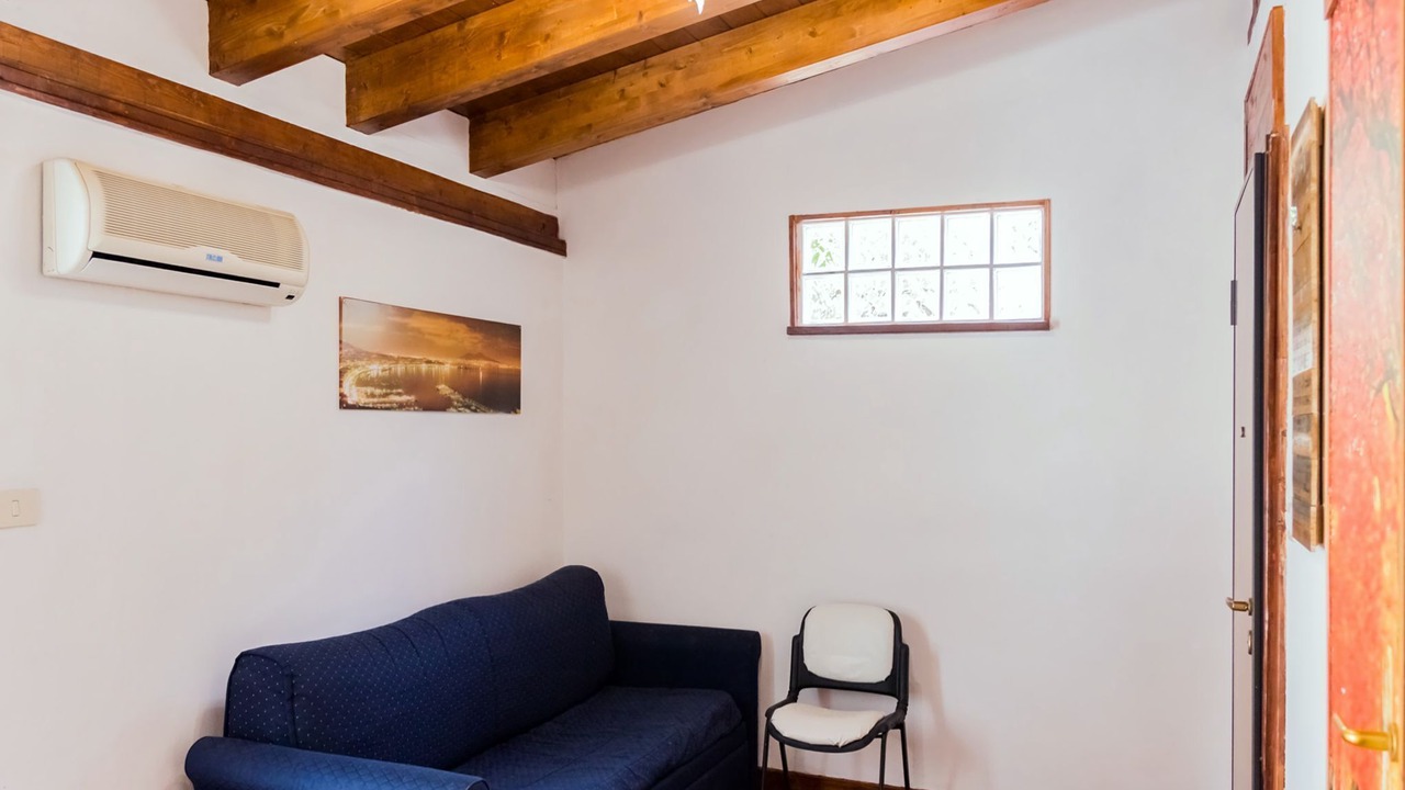 Photo of Livingroom in Ostia Antica