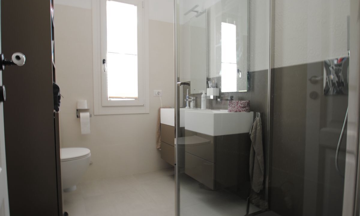 Photo of Bathroom in Narbolia