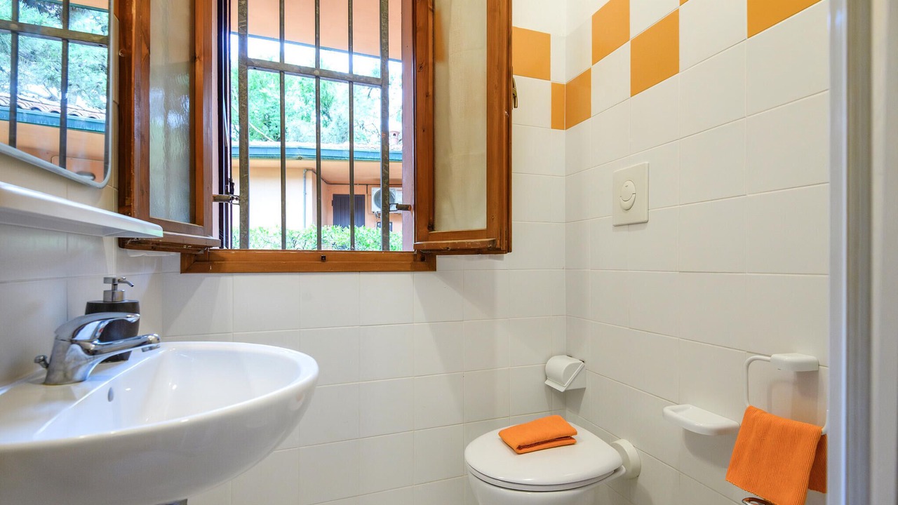 Photo of Bathroom in Lido degli Estensi