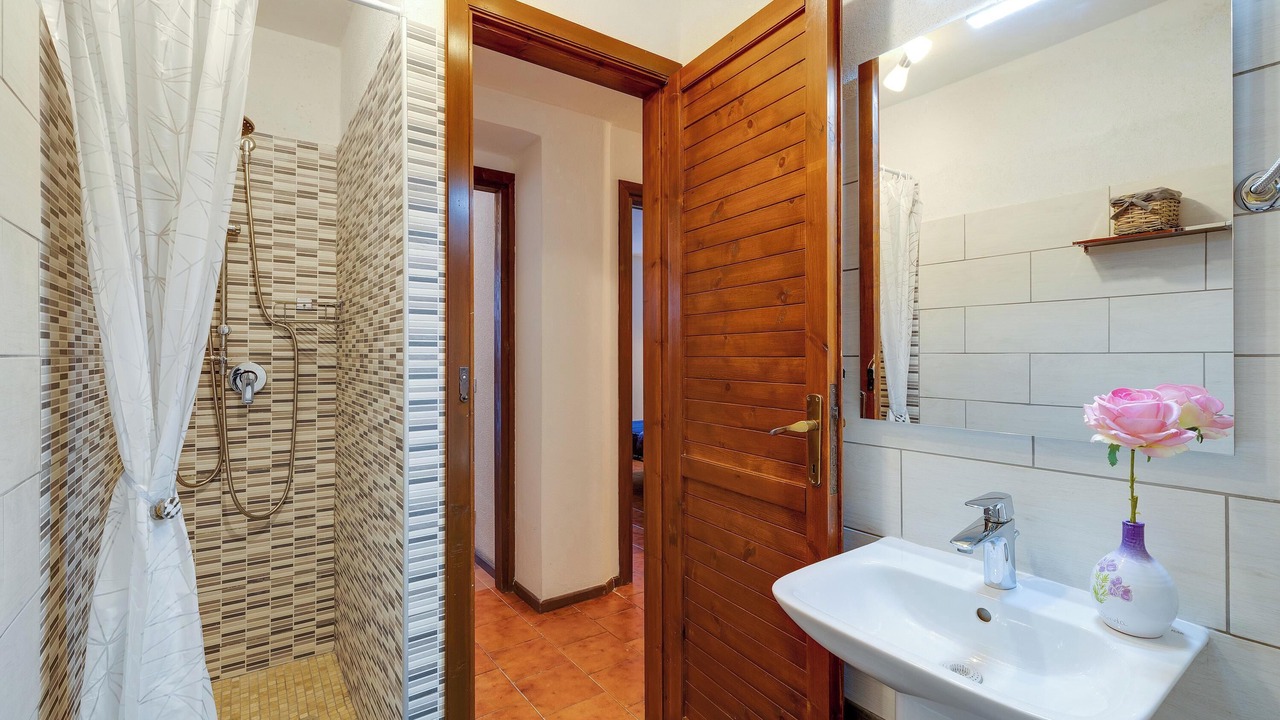 Photo of Bathroom in Narbolia