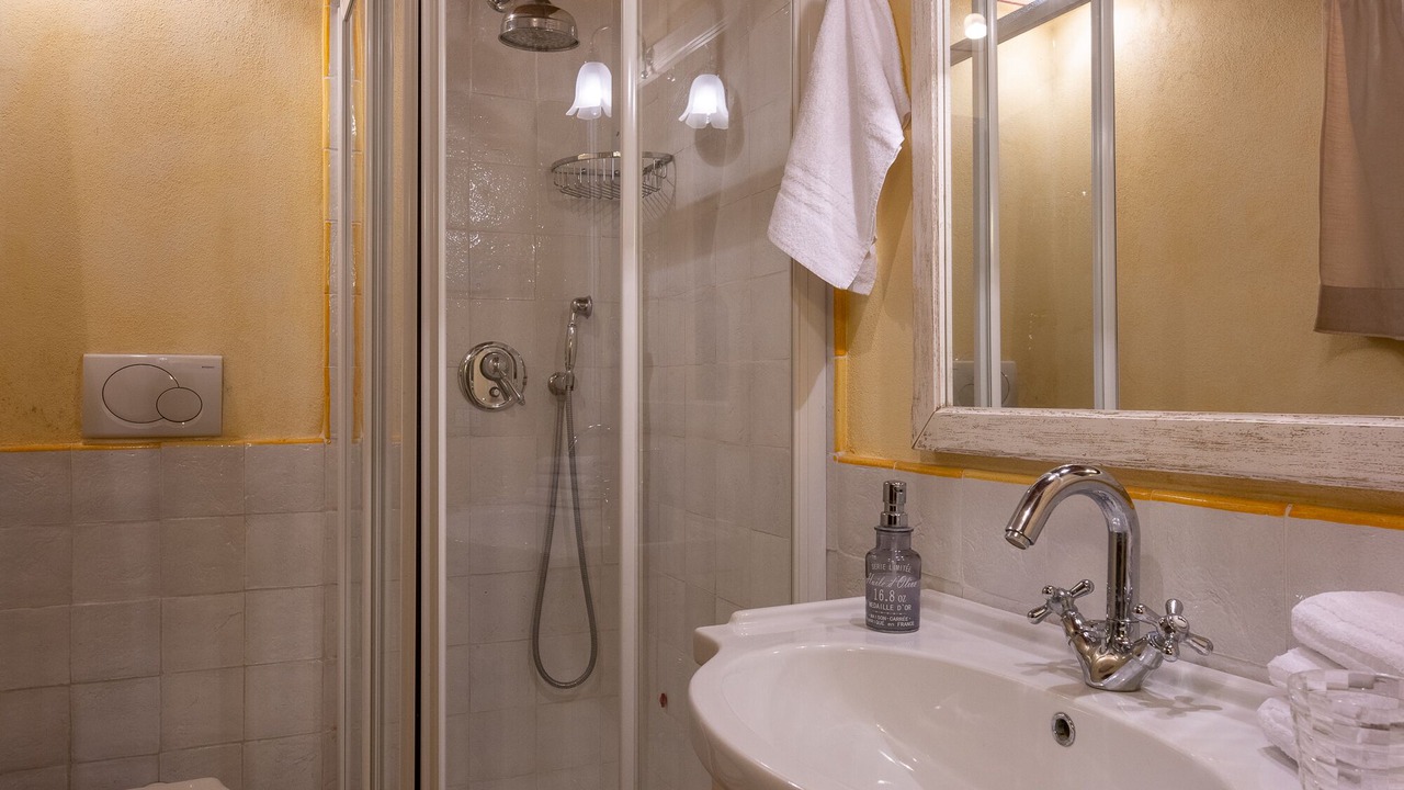 Photo of Bathroom in Ossaia