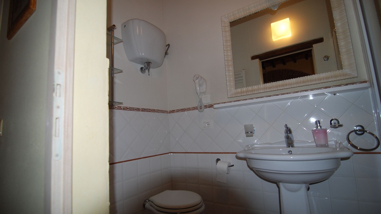 Photo of Bathroom in Paciano