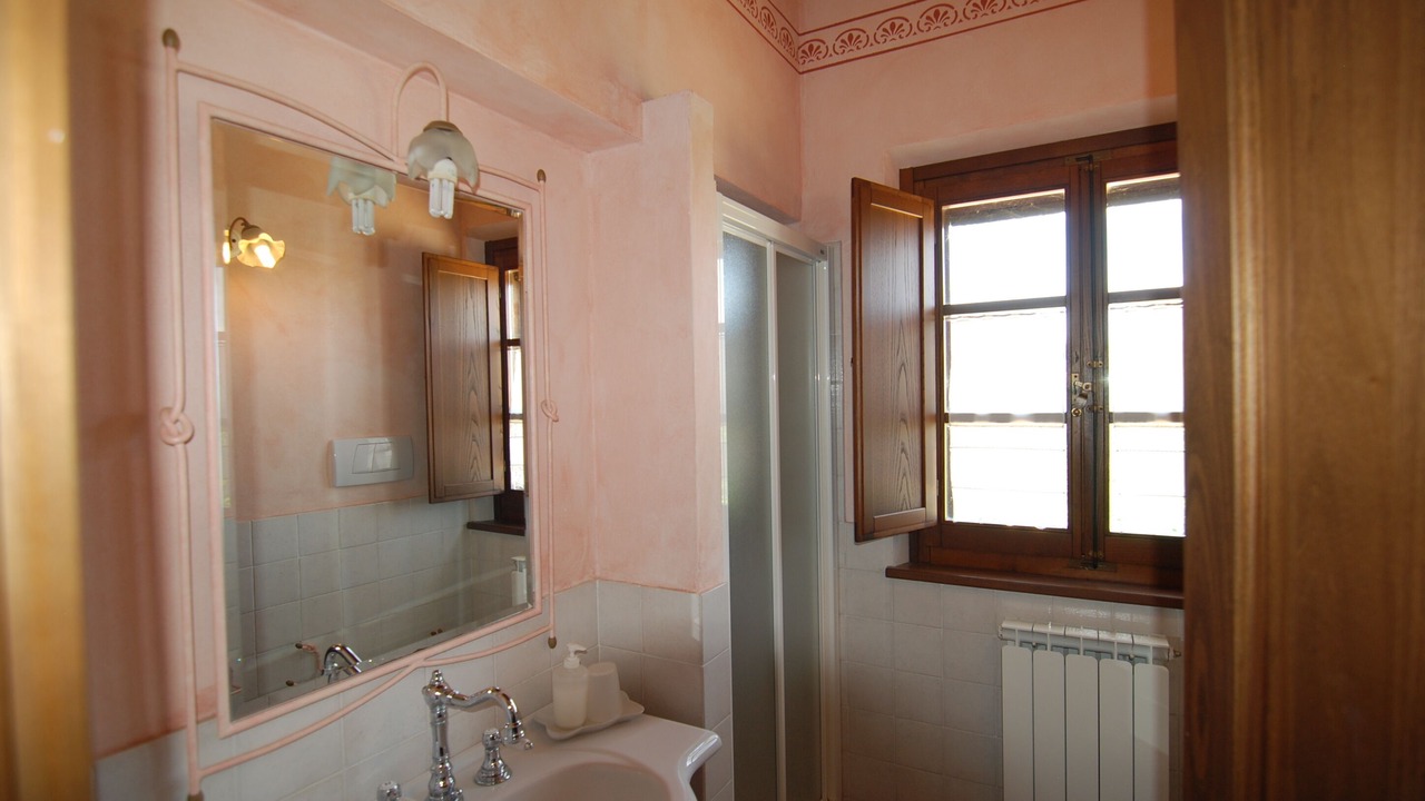 Photo of Bathroom in Paciano
