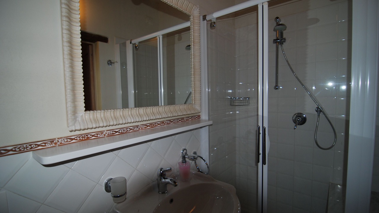 Photo of Bathroom in Paciano