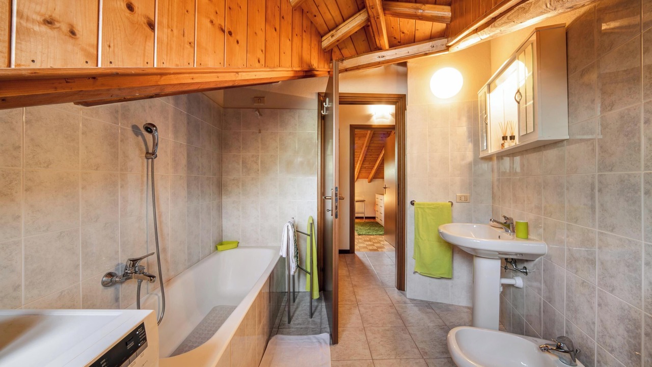 Photo of Bathroom in Esino Lario