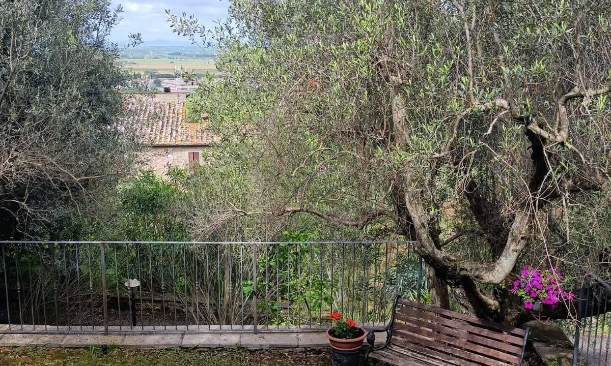 Photo of Outdoor in Camucia