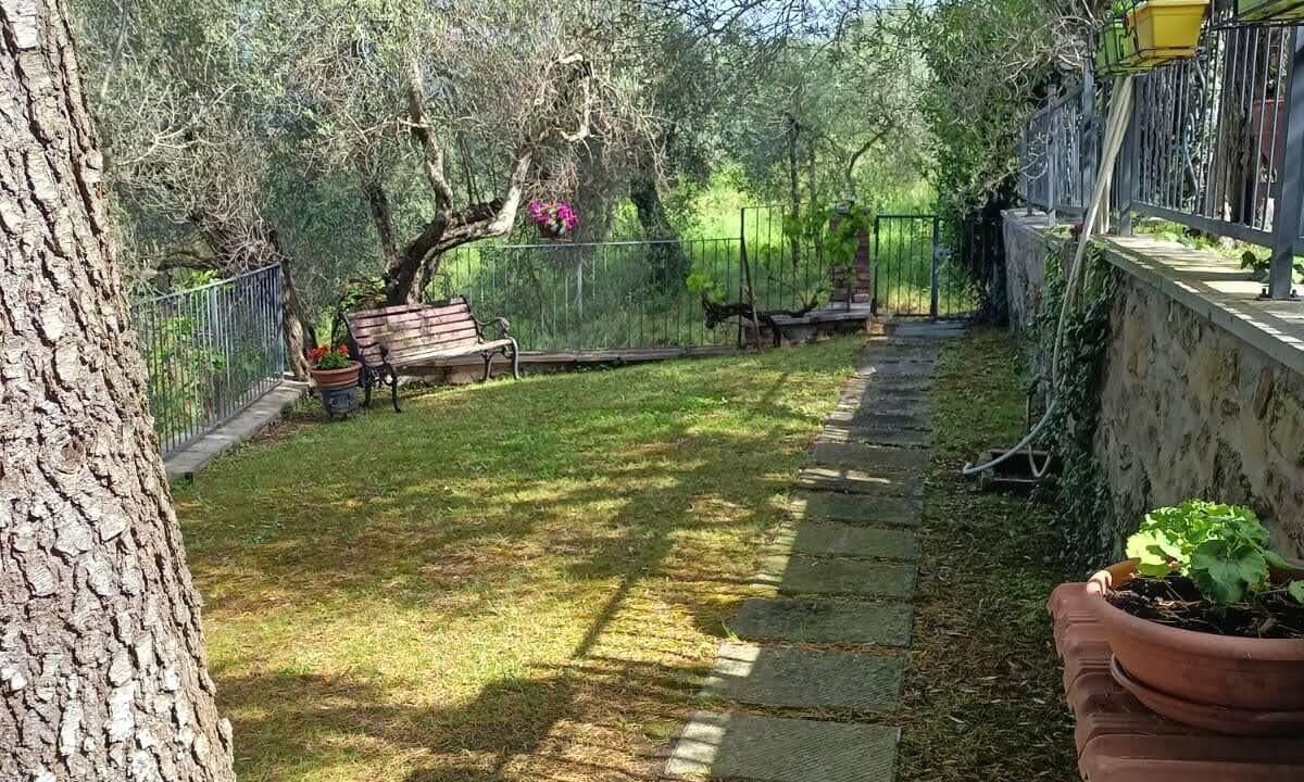 Photo of Outdoor in Camucia