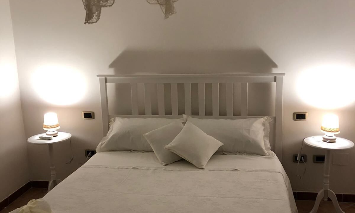 Photo of Bedroom in Laureana Cilento
