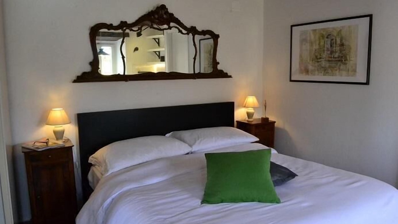 Photo of Bedroom in Pitigliano