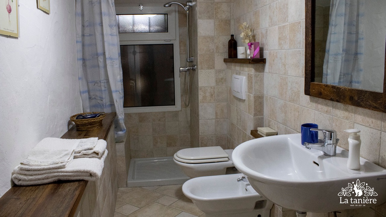 Photo of Bathroom in Saint-Denis