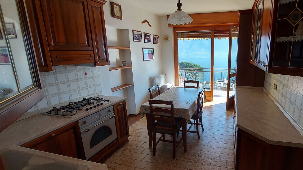 Photo of Kitchen in Calozzo
