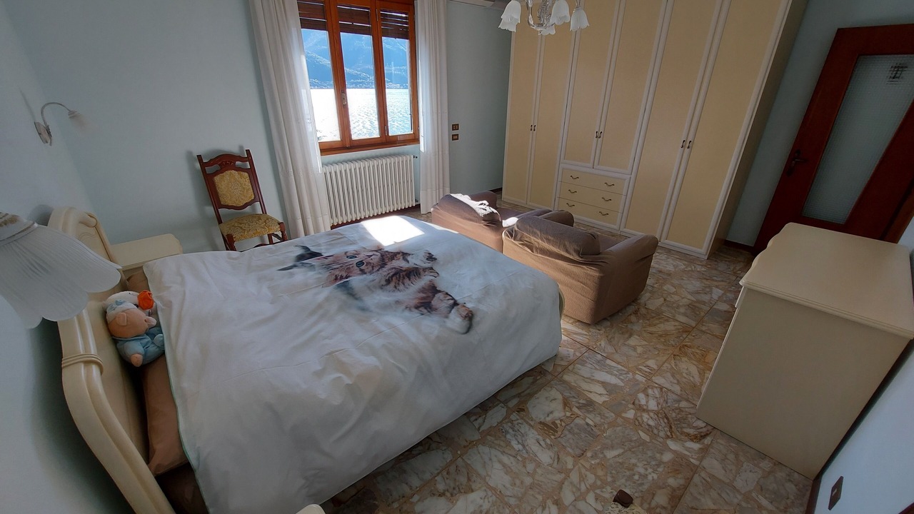 Photo of Bedroom in Calozzo