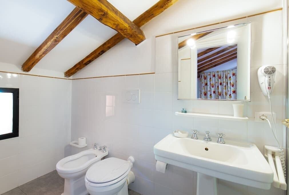 Photo of Bathroom in Centro Giano