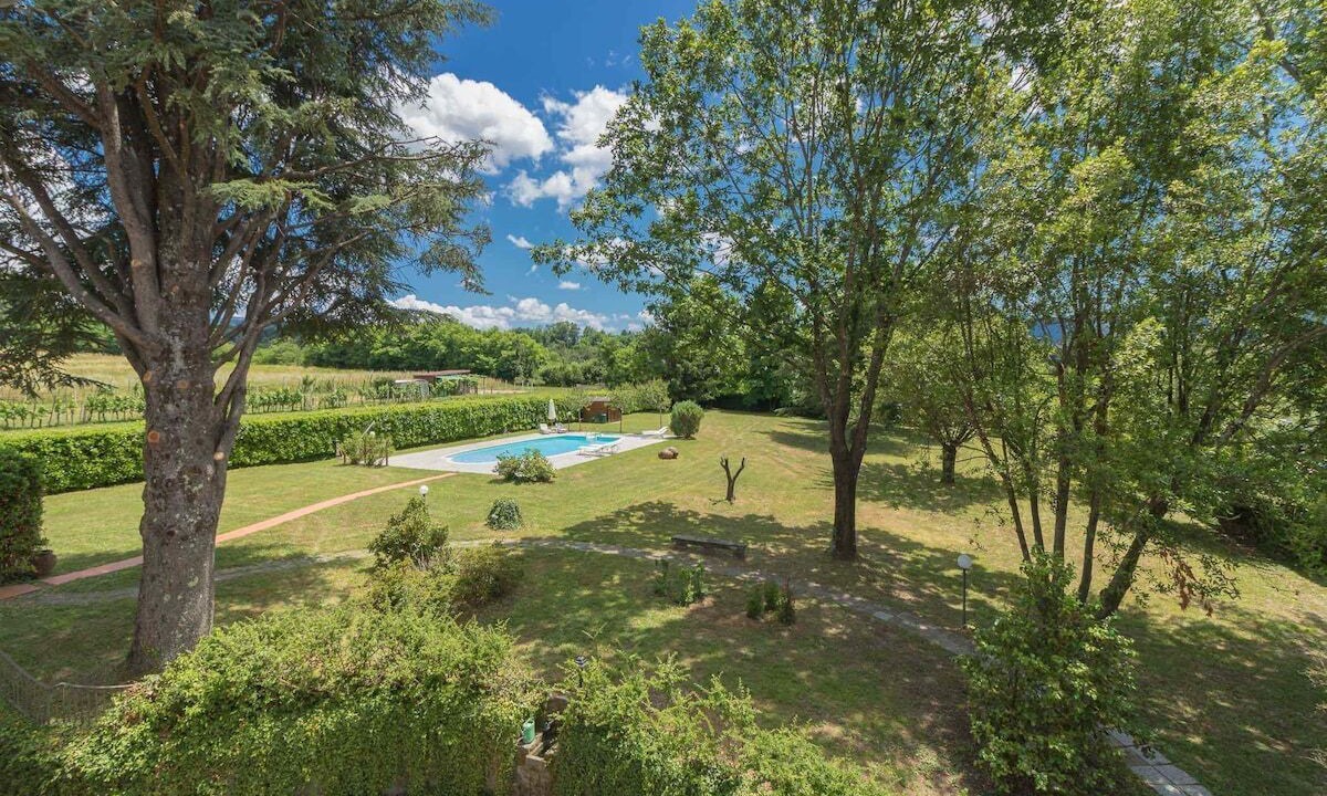 Photo of Outdoor in Mologno